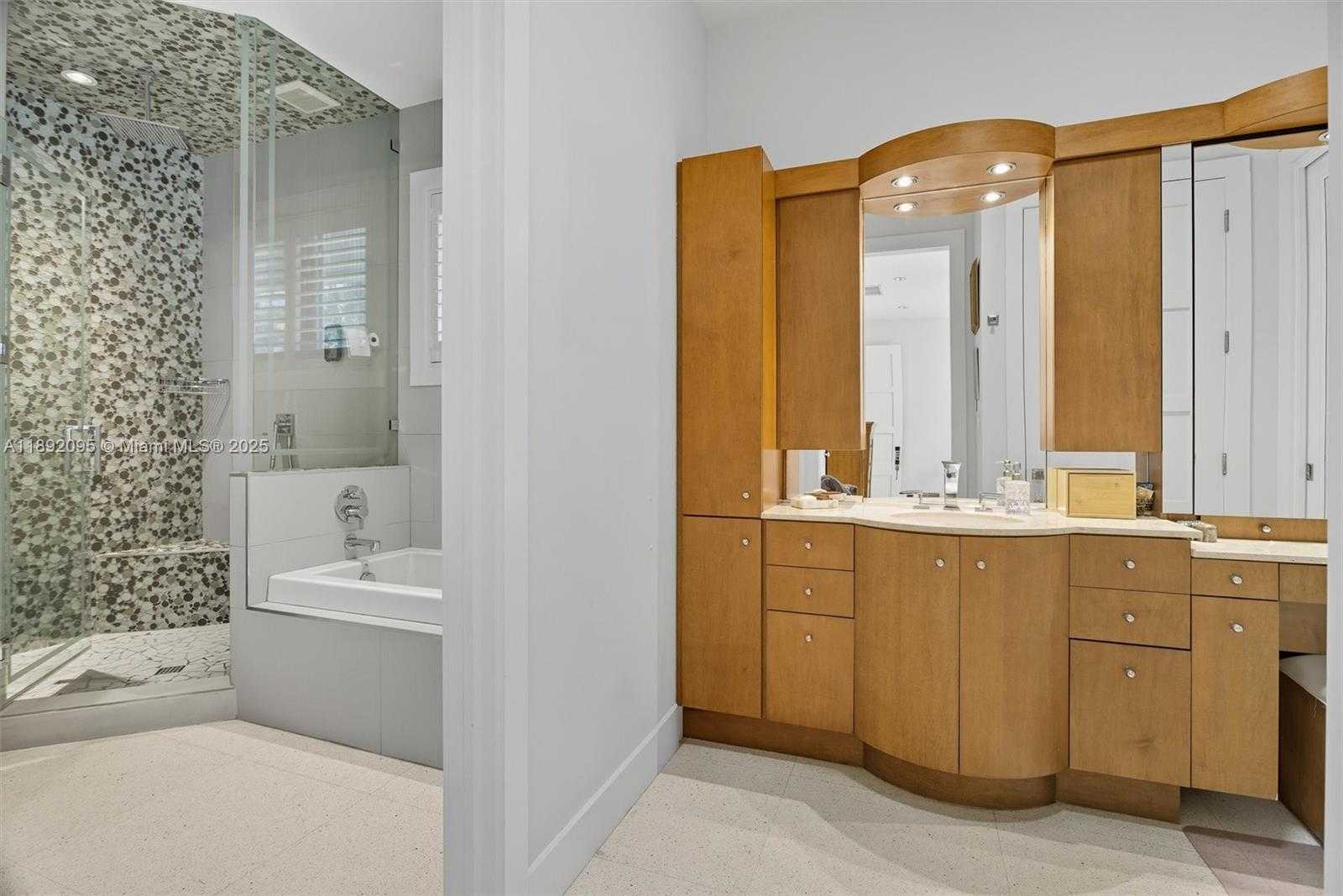 Small Image of 5800 SOUTH WEST 99TH TER, Pinecrest Number 29