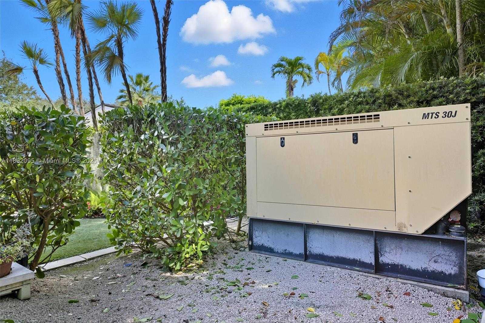 Small Image of 5800 SOUTH WEST 99TH TER, Pinecrest Number 59