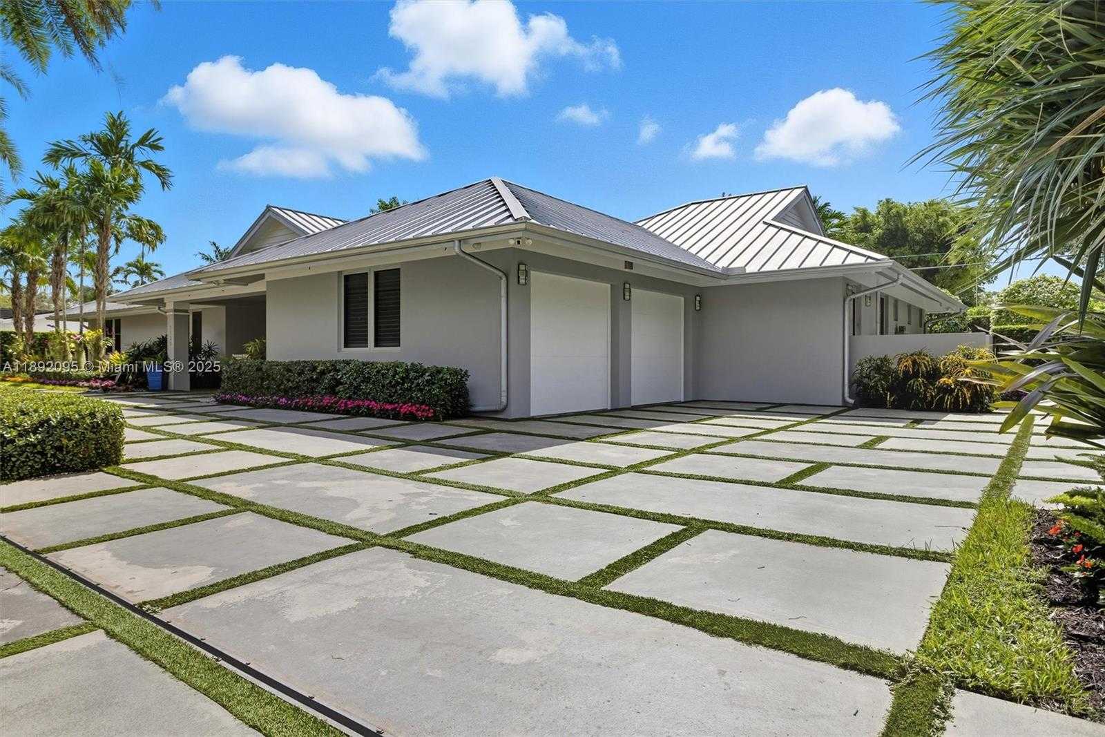 Small Image of 5800 SOUTH WEST 99TH TER, Pinecrest Number 65