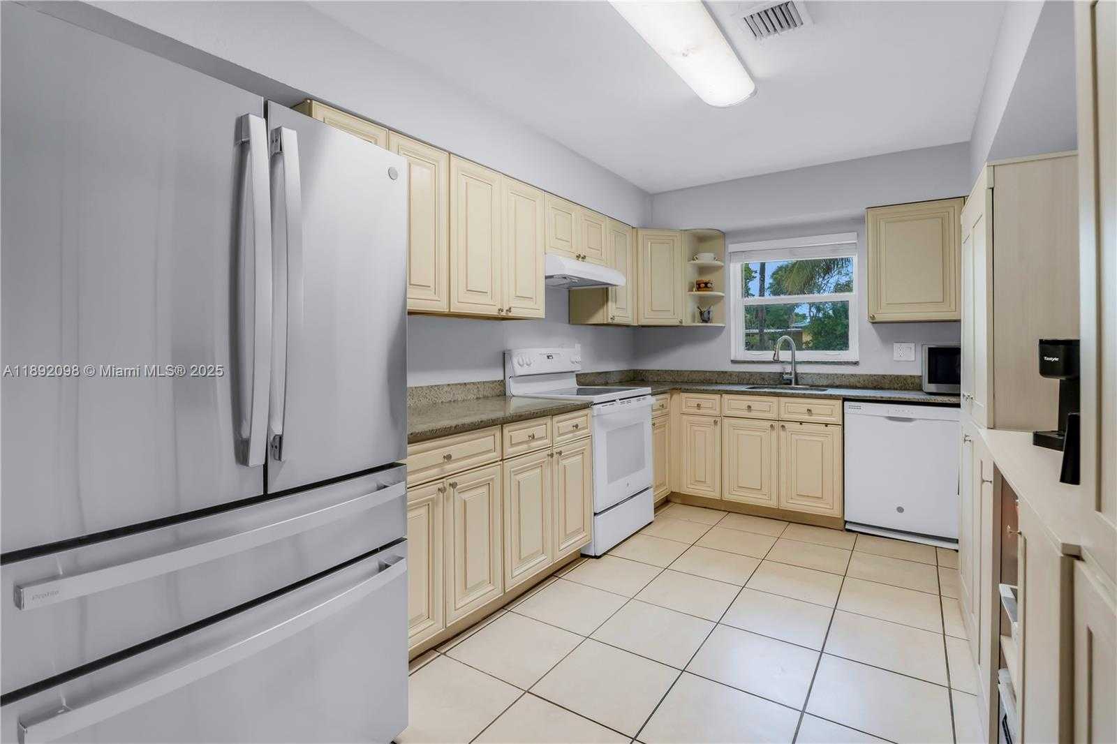 Small Image of 312 NORTH WEST 35TH ST, Oakland Park Number 10