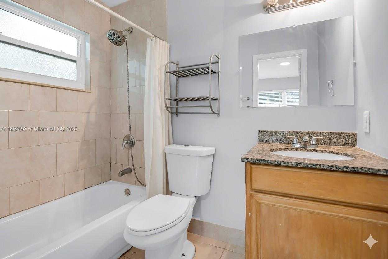 Small Image of 312 NORTH WEST 35TH ST, Oakland Park Number 15