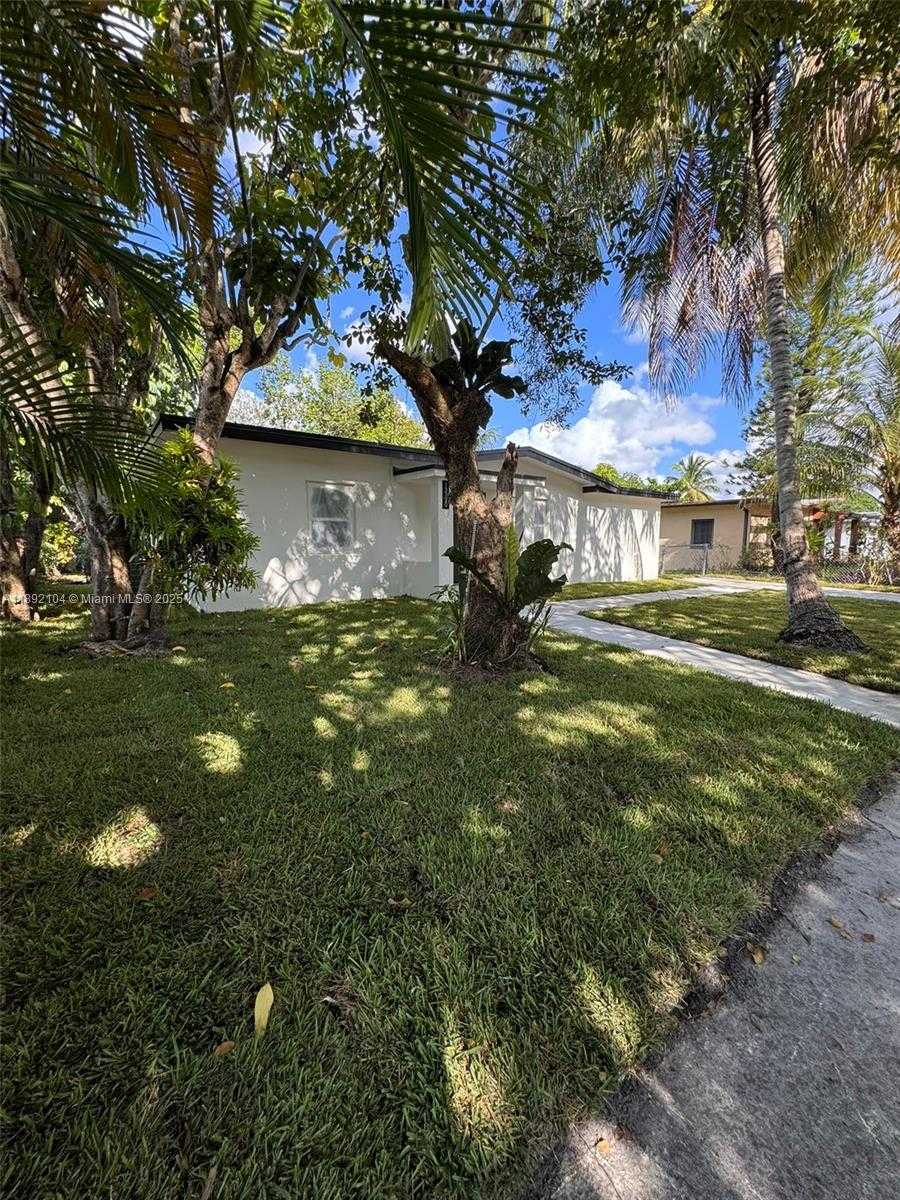 Small Image of 13720 NORTH WEST 4TH CT, North Miami Number 3