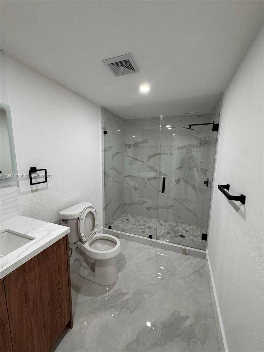 Small Image of 13720 NORTH WEST 4TH CT, North Miami Number 32