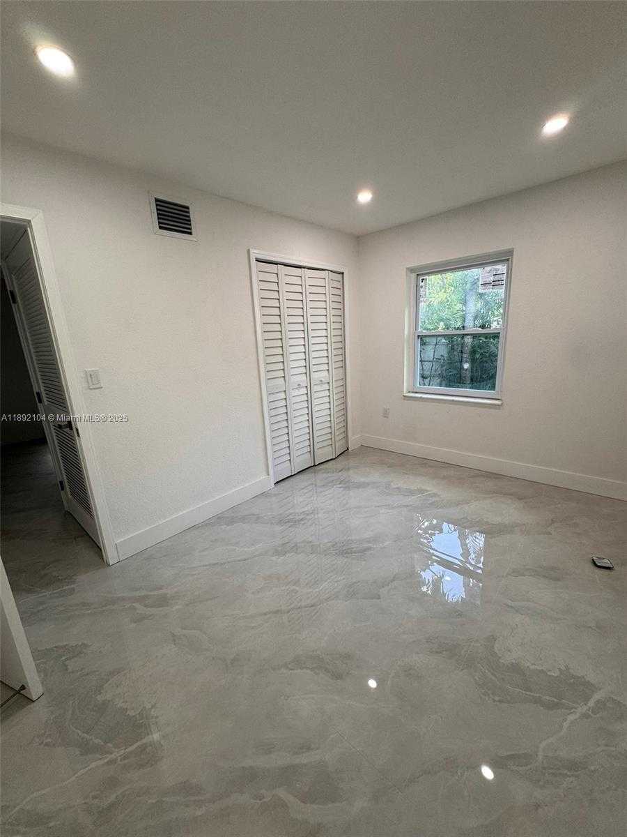 Small Image of 13720 NORTH WEST 4TH CT, North Miami Number 46