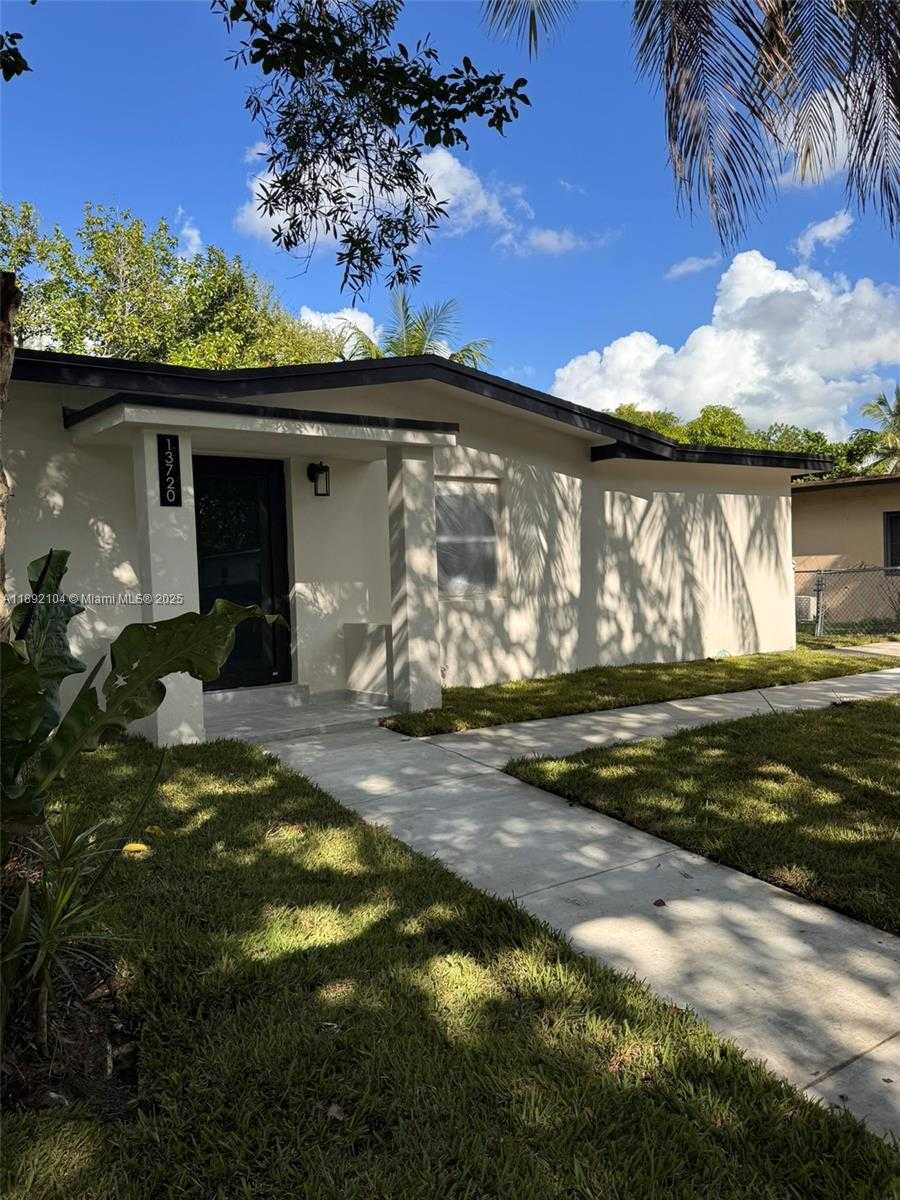 Small Image of 13720 NORTH WEST 4TH CT, North Miami Number 9