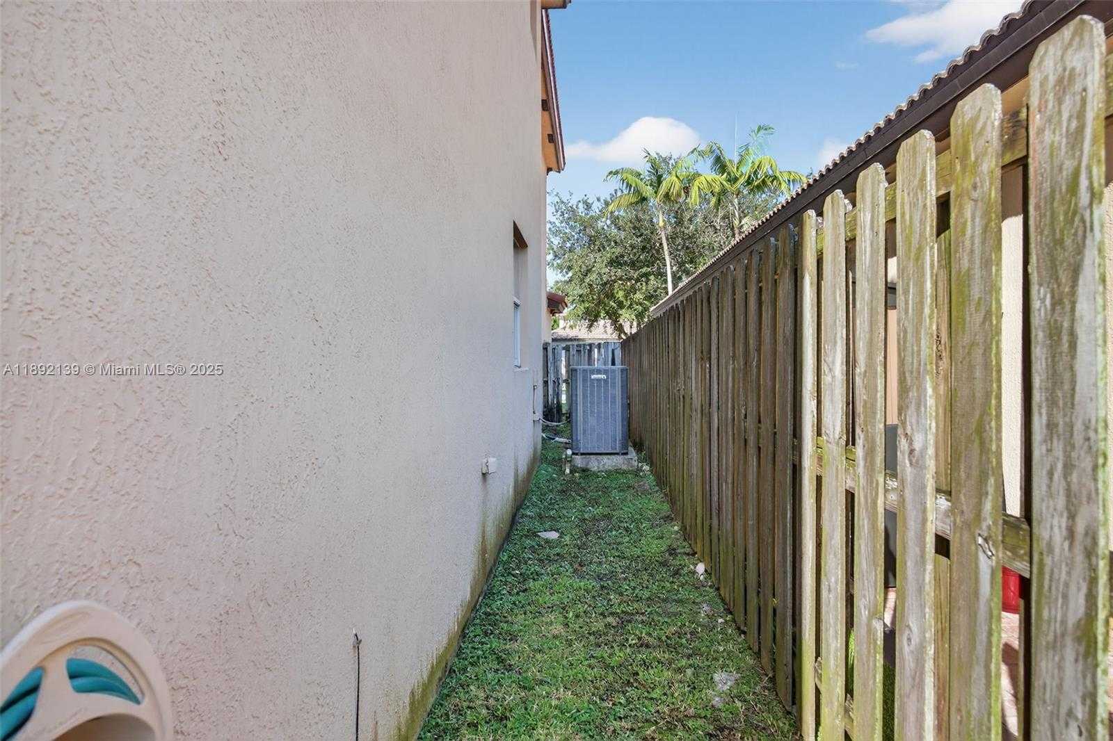 Small Image of 379 NORTH EAST 25TH TER, Homestead Number 43