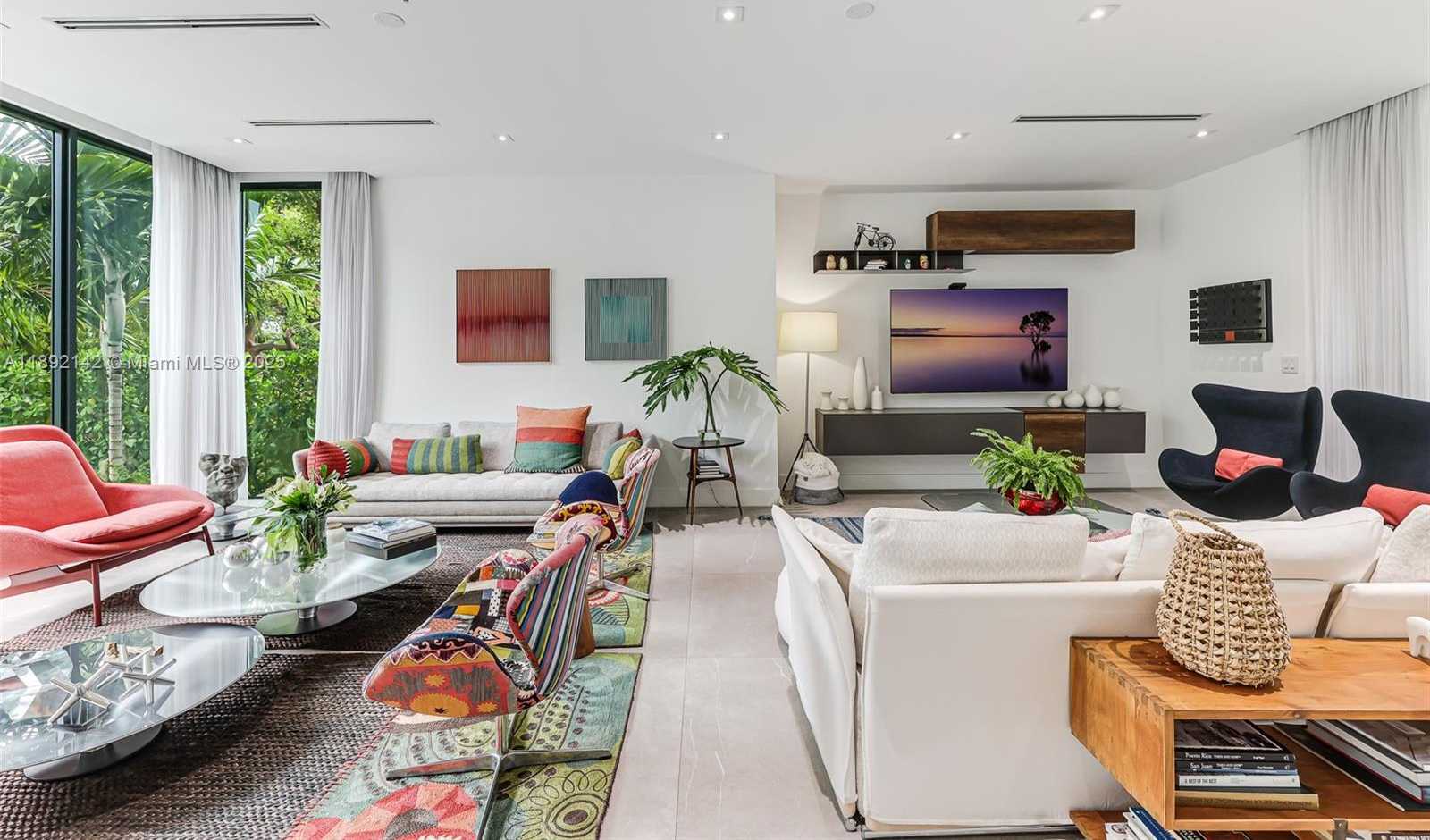 Small Image of 445 RIDGEWOOD RD, Key Biscayne Number 3