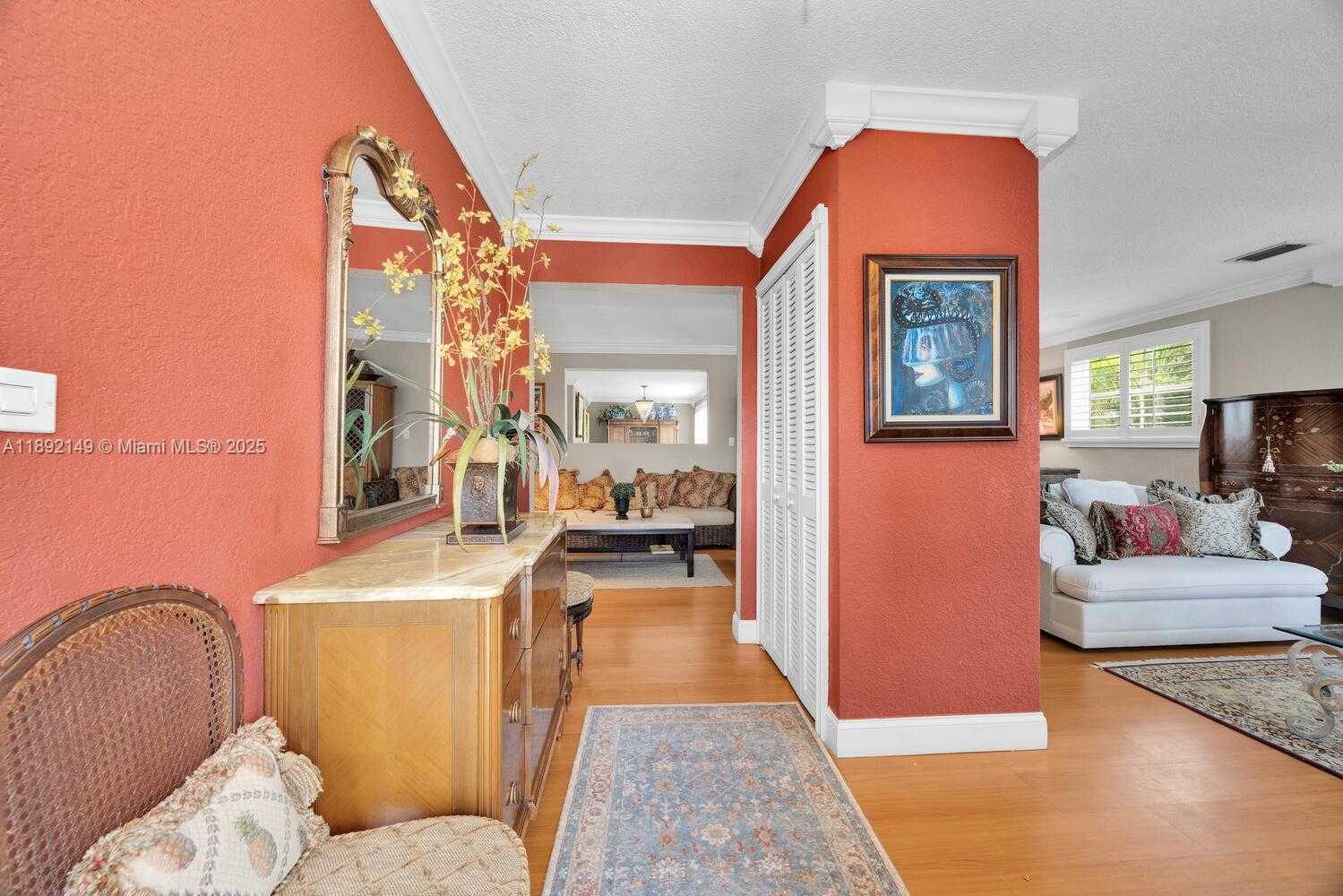 Small Image of 825 EL RADO ST, Coral Gables Number 3