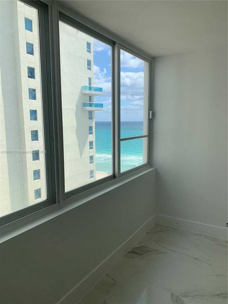 Small Image of 5005 COLLINS AVE, Miami Beach Number 5