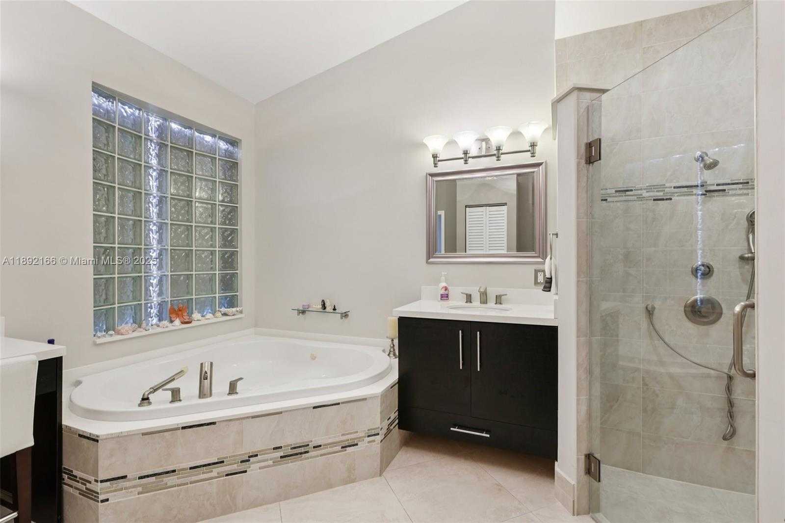 Small Image of 8752 NORTH WEST 75TH CT, Tamarac Number 16