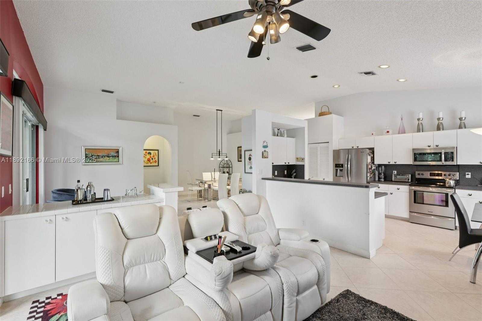 Small Image of 8752 NORTH WEST 75TH CT, Tamarac Number 9