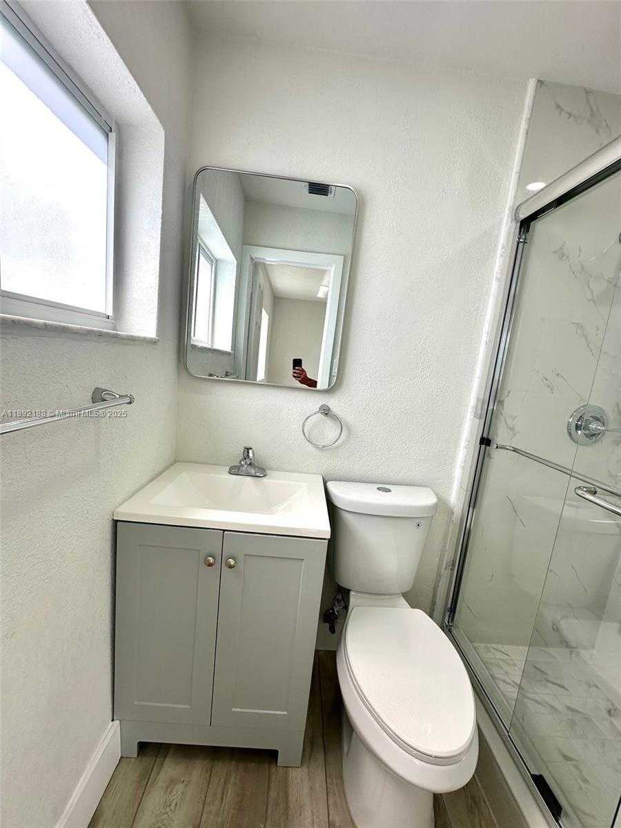 Small Image of 2340 NORTH 69TH WAY, Hollywood Number 17