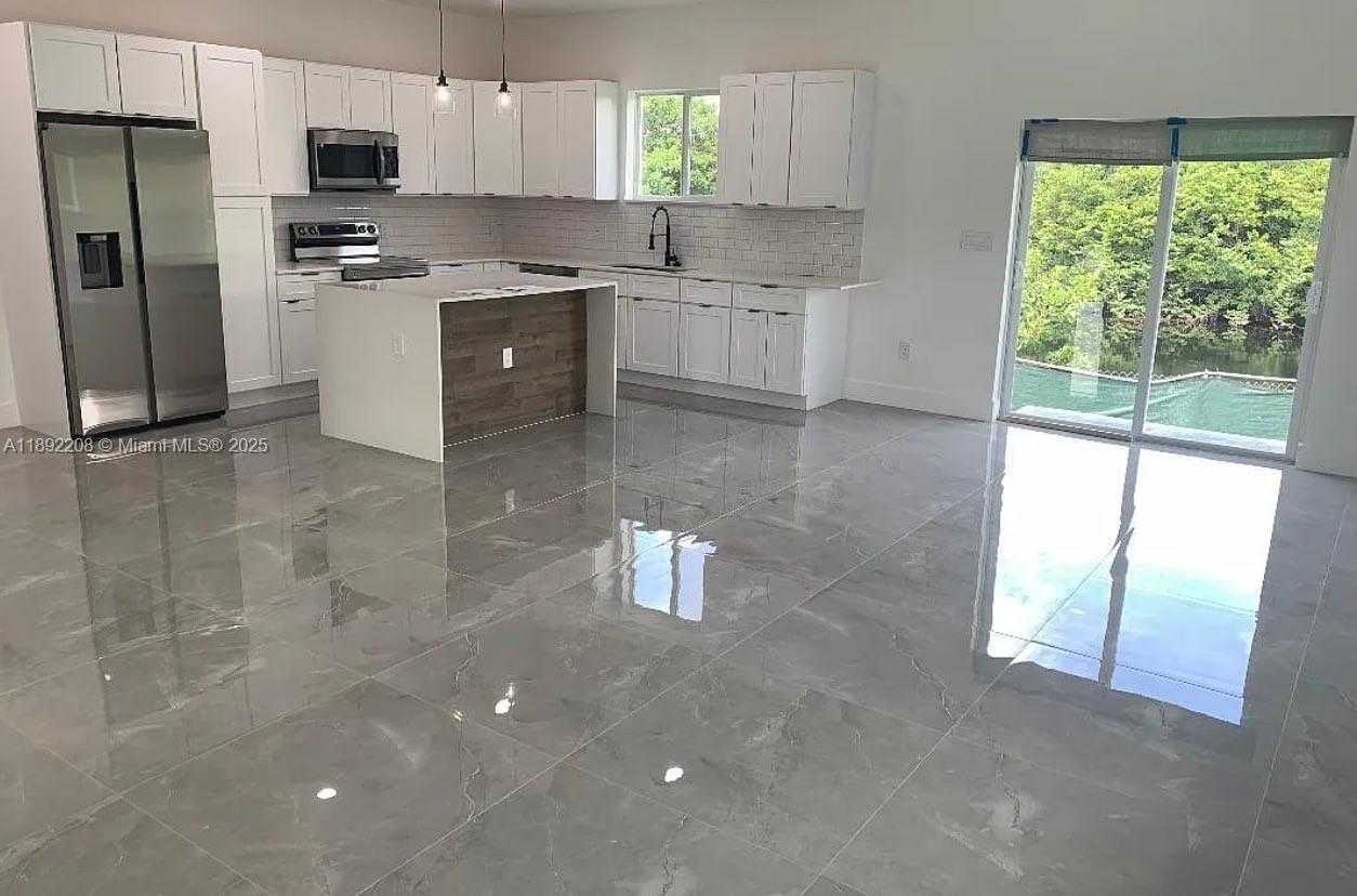 Small Image of 655 NORTH WEST 24TH AVE, Fort Lauderdale Number 10