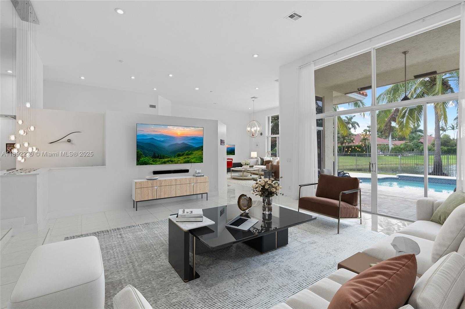 Small Image of 2984 WENTWORTH, Weston Number 19