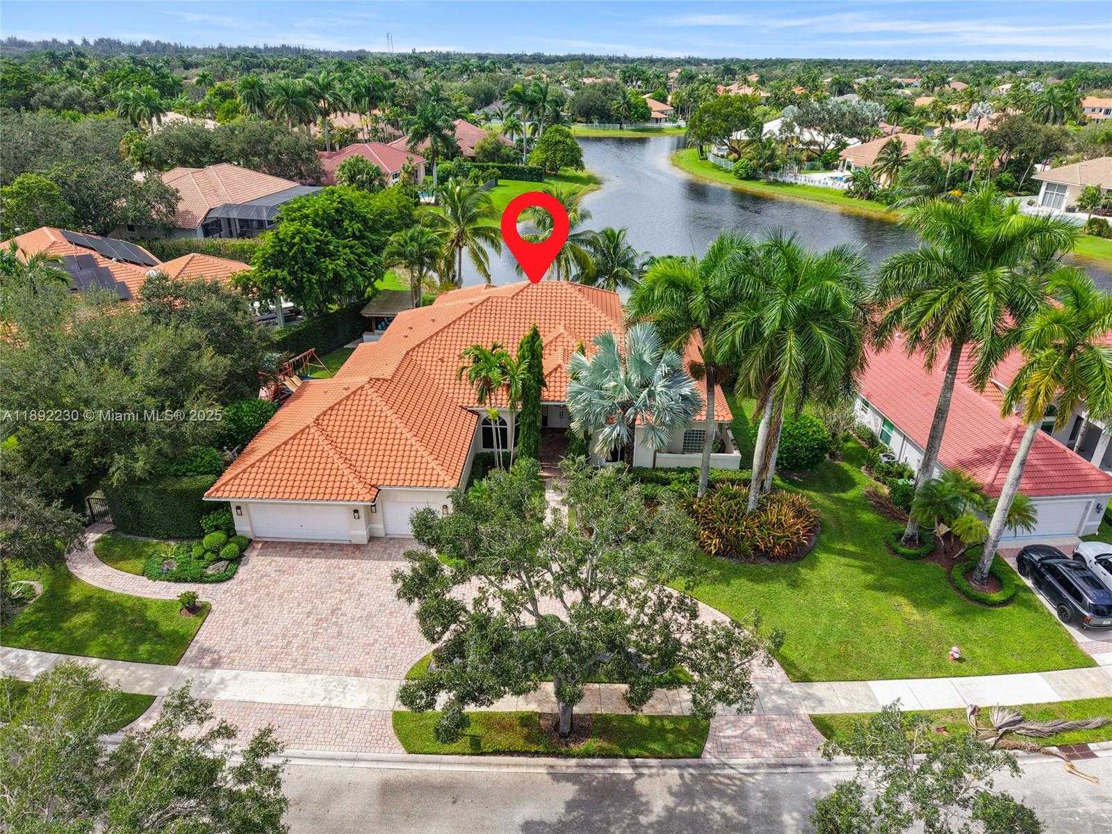 Small Image of 2984 WENTWORTH, Weston Number 3