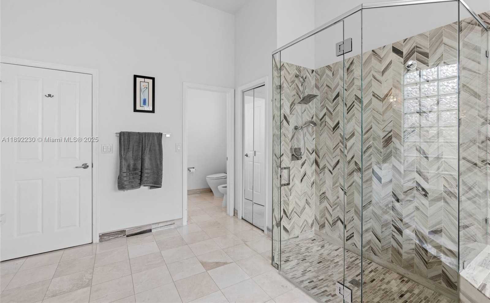Small Image of 2984 WENTWORTH, Weston Number 34