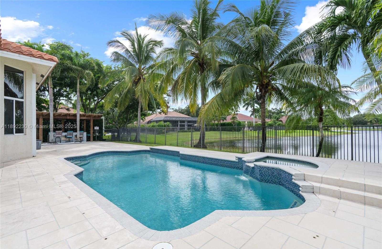 Small Image of 2984 WENTWORTH, Weston Number 45