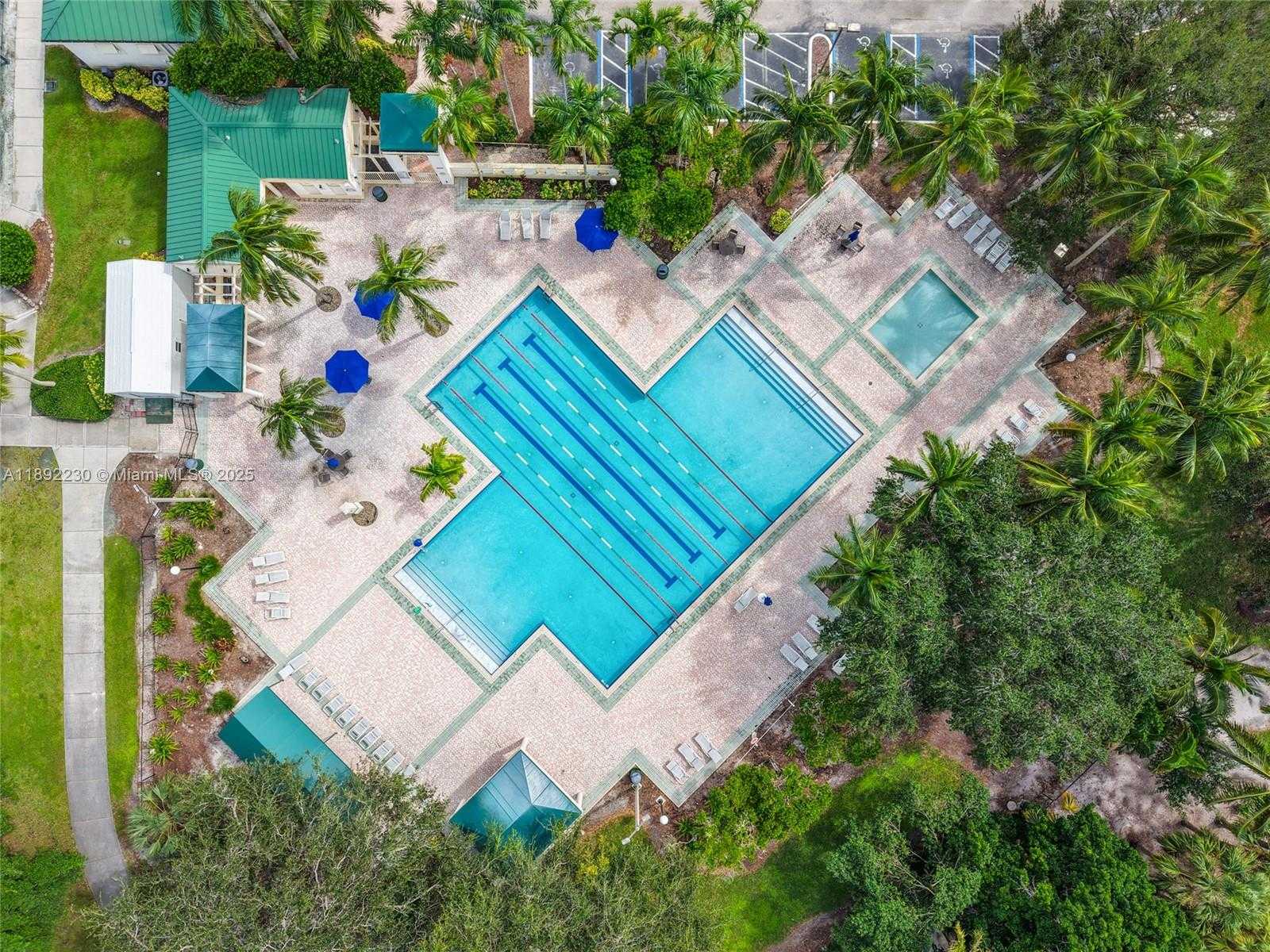 Small Image of 2984 WENTWORTH, Weston Number 61