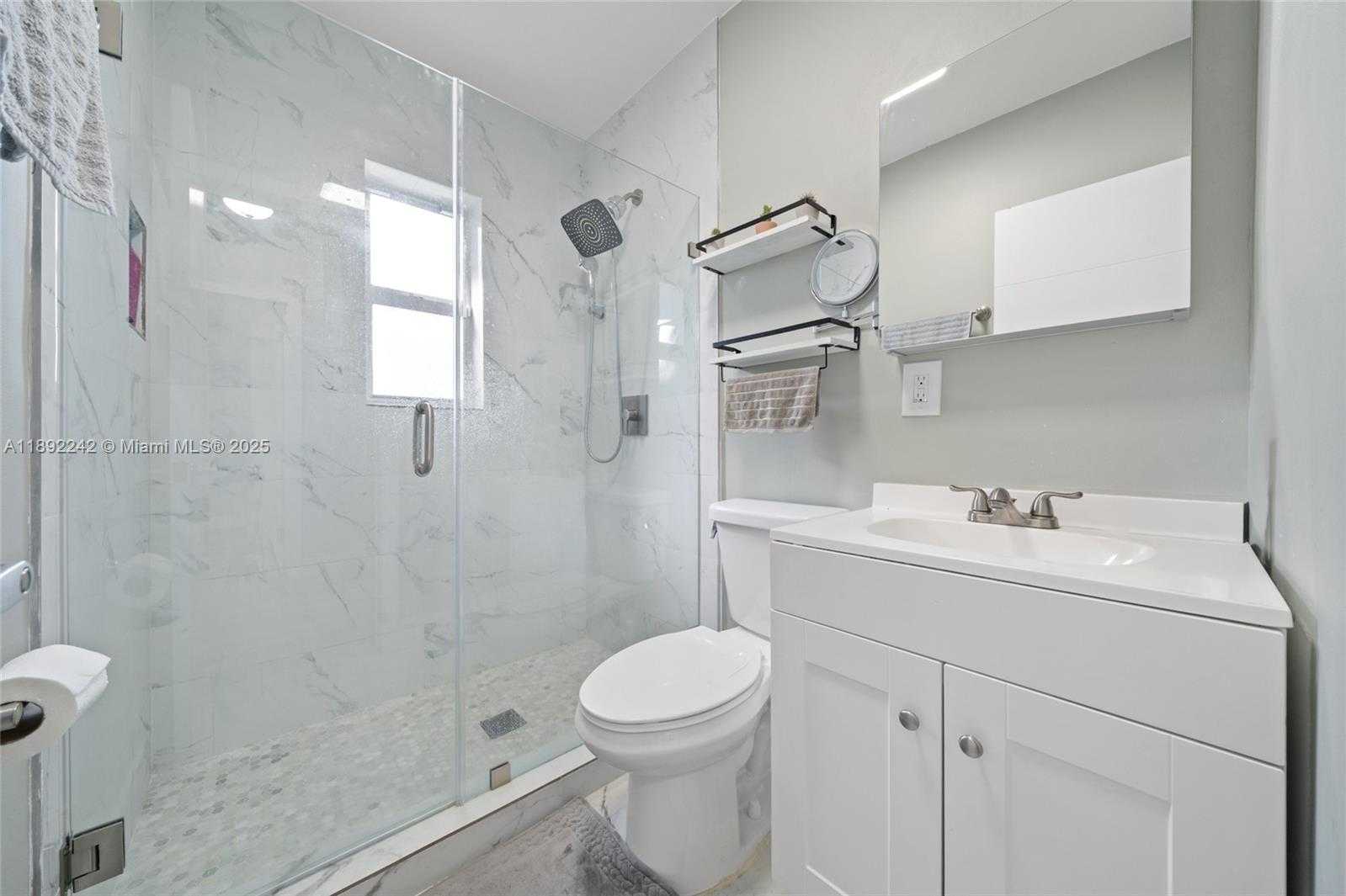 Small Image of 210 NORTH WEST 126TH ST, North Miami Number 16