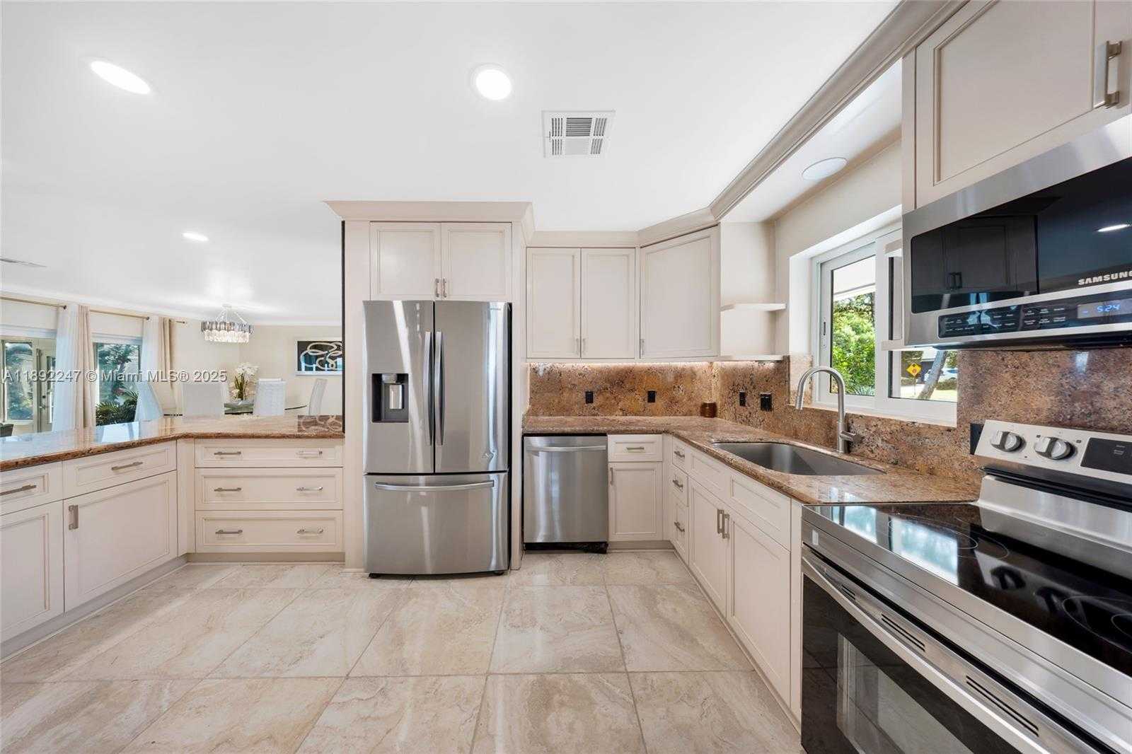 Small Image of 2115 NORTH EAST 54TH CT, Fort Lauderdale Number 18