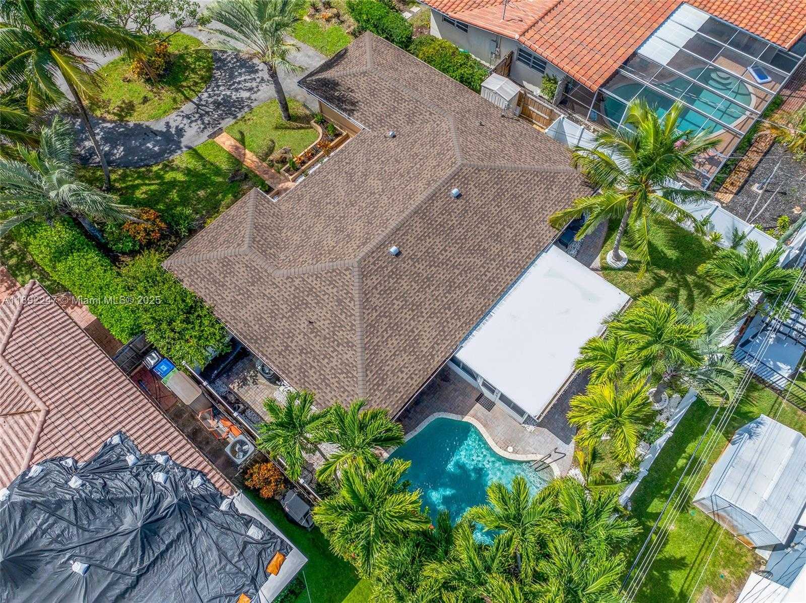 Small Image of 2115 NORTH EAST 54TH CT, Fort Lauderdale Number 2