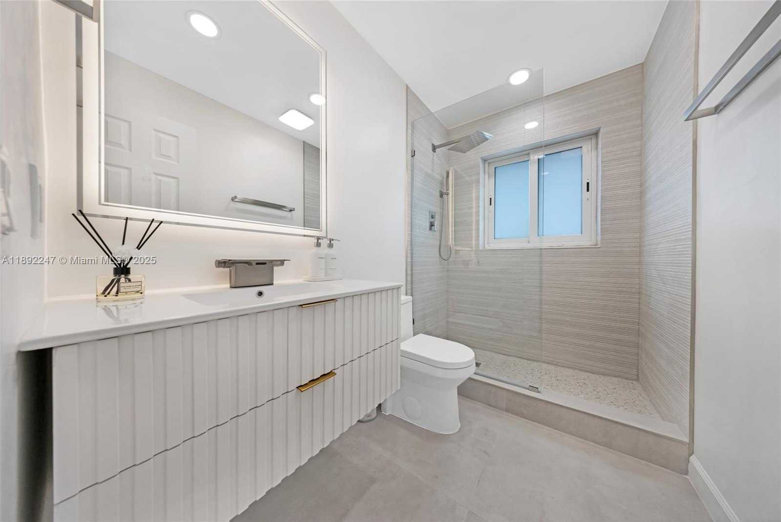 Small Image of 2115 NORTH EAST 54TH CT, Fort Lauderdale Number 31