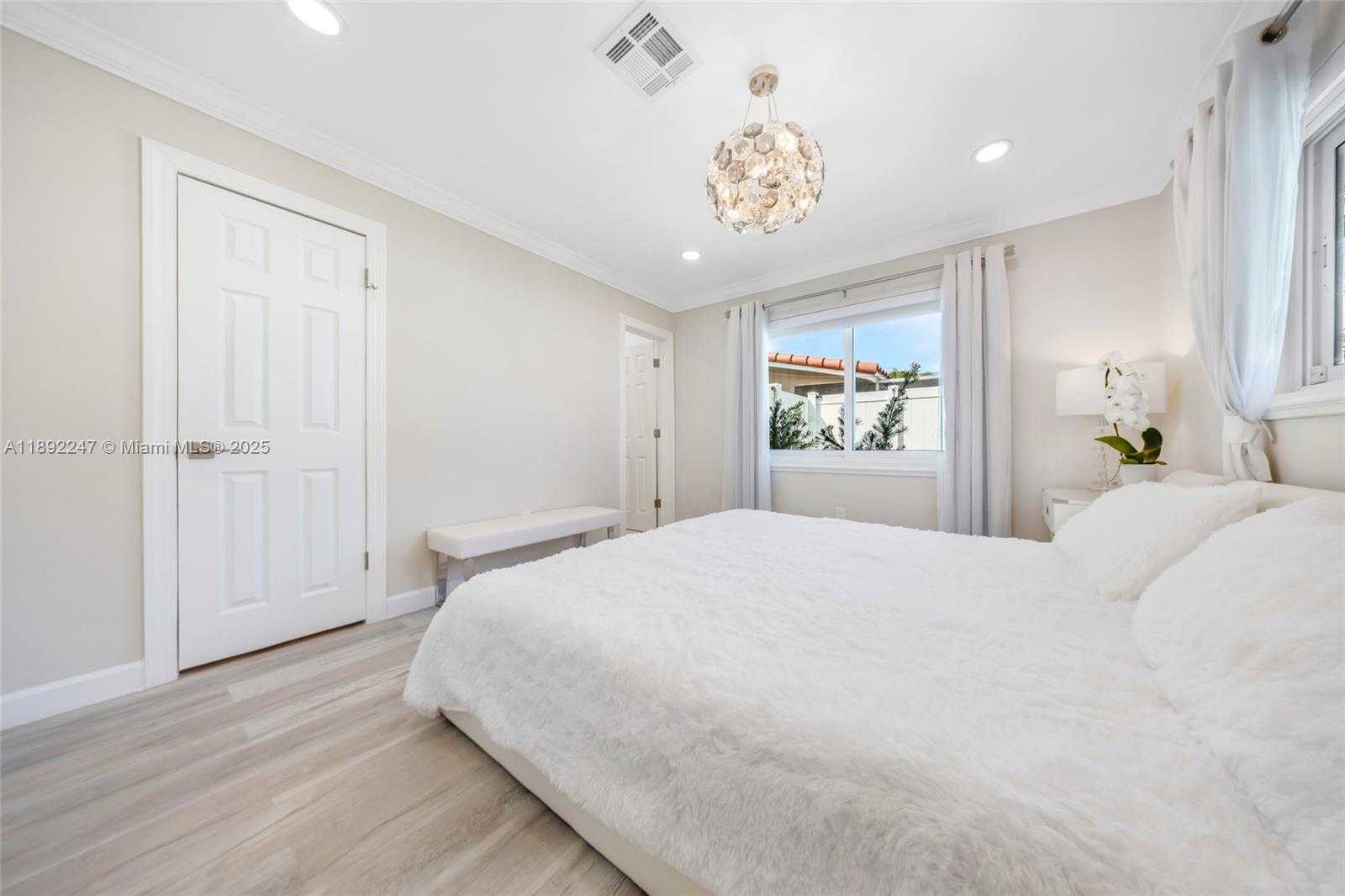 Small Image of 2115 NORTH EAST 54TH CT, Fort Lauderdale Number 32