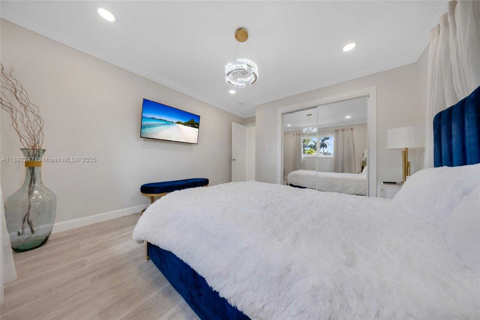 Small Image of 2115 NORTH EAST 54TH CT, Fort Lauderdale Number 57