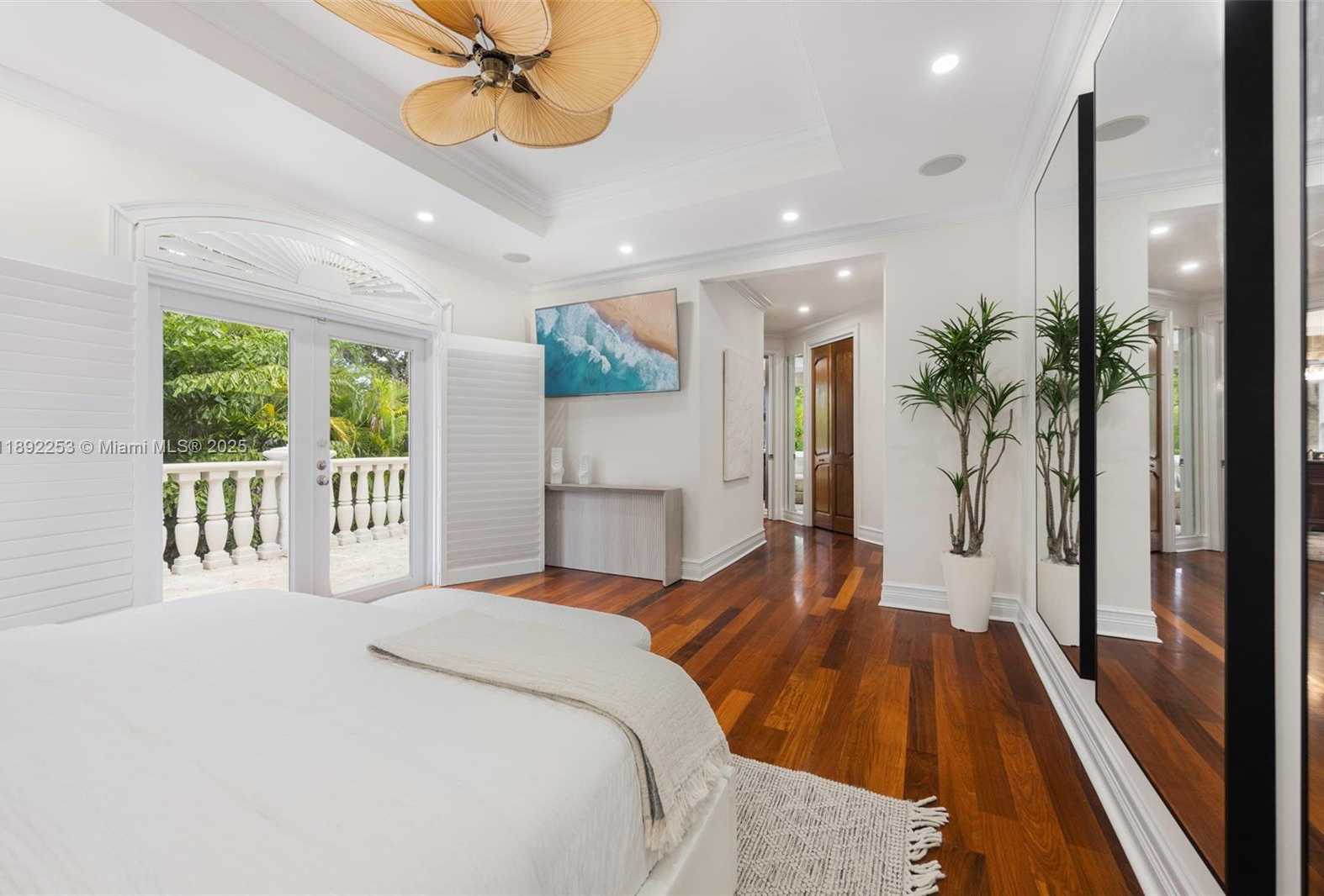 Small Image of 4065 BATTERSEA RD, Coconut Grove Number 17