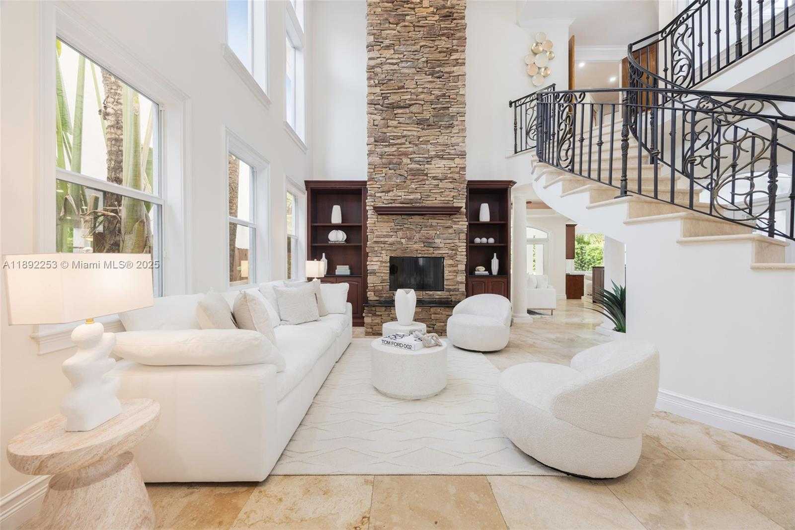 Small Image of 4065 BATTERSEA RD, Coconut Grove Number 3