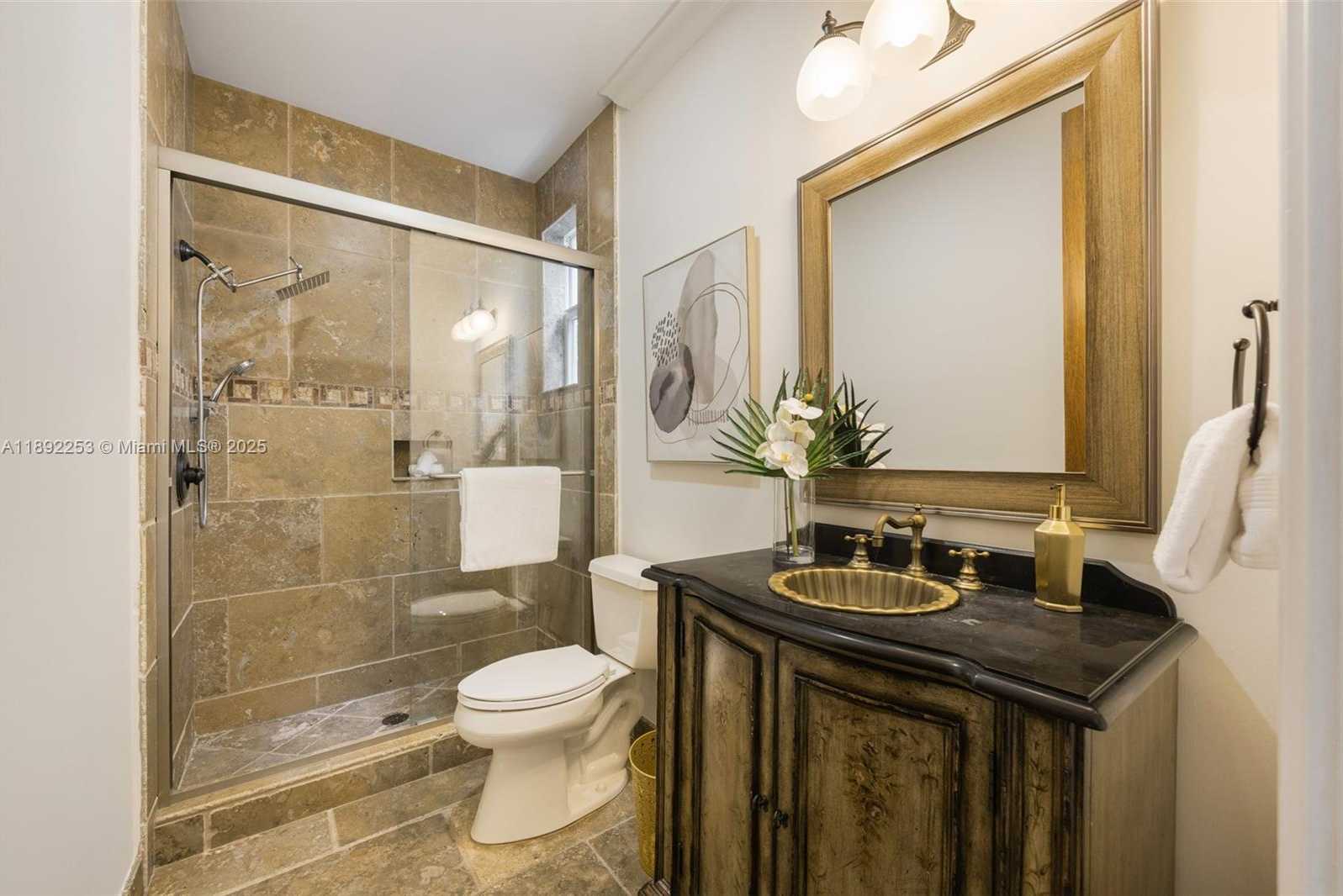 Small Image of 4065 BATTERSEA RD, Coconut Grove Number 31