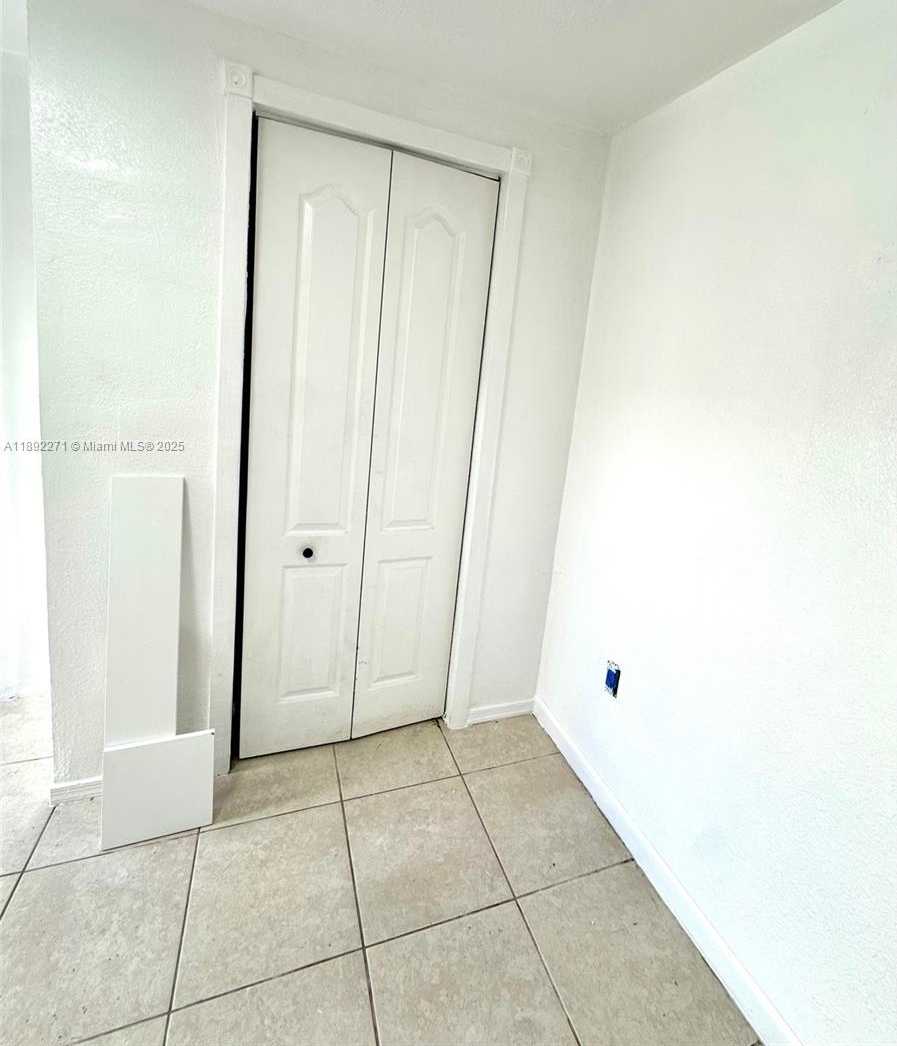 Small Image of 1940 NORTH WEST 153RD ST, Miami Gardens Number 27