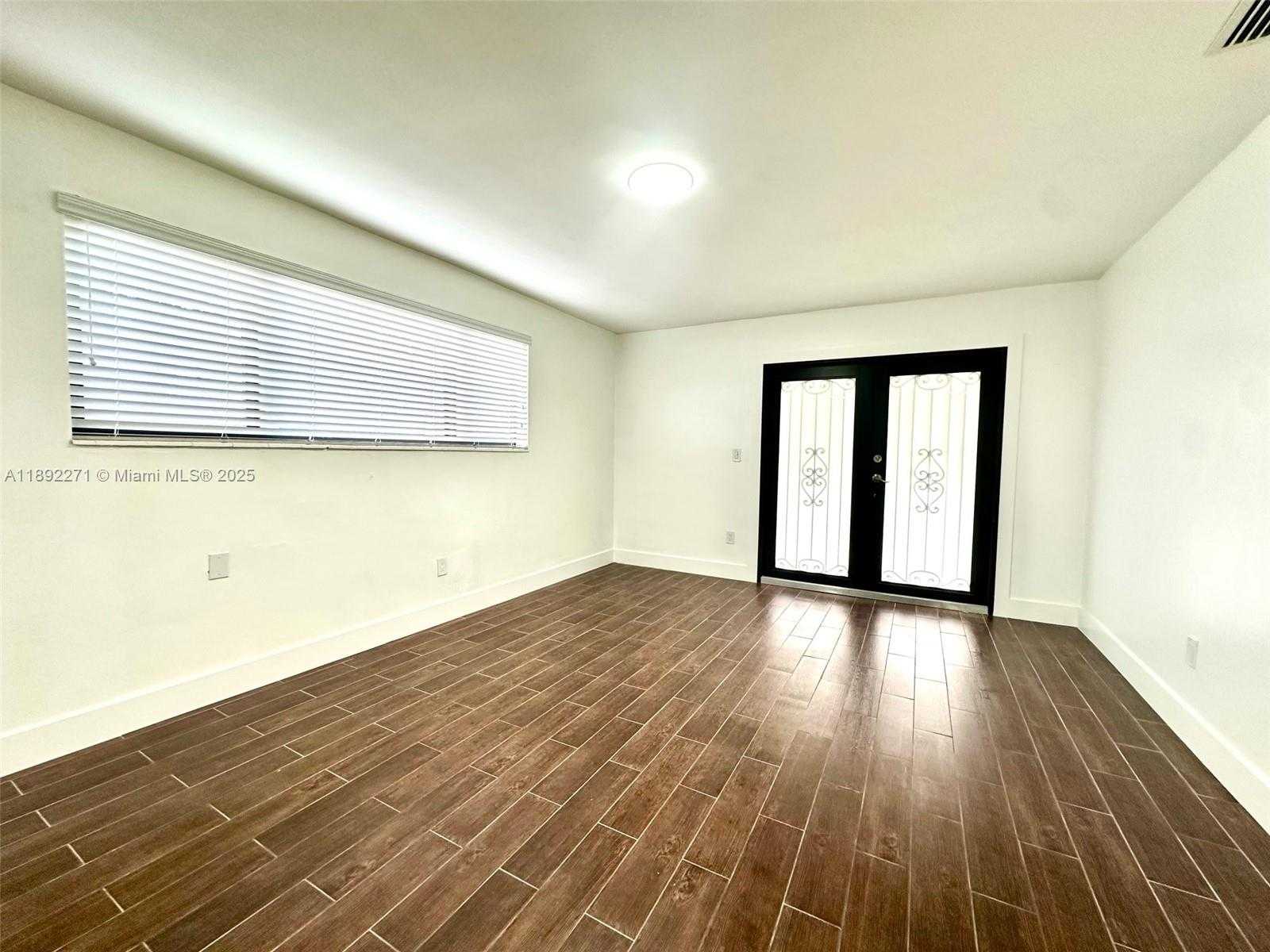 Small Image of 1940 NORTH WEST 153RD ST, Miami Gardens Number 4