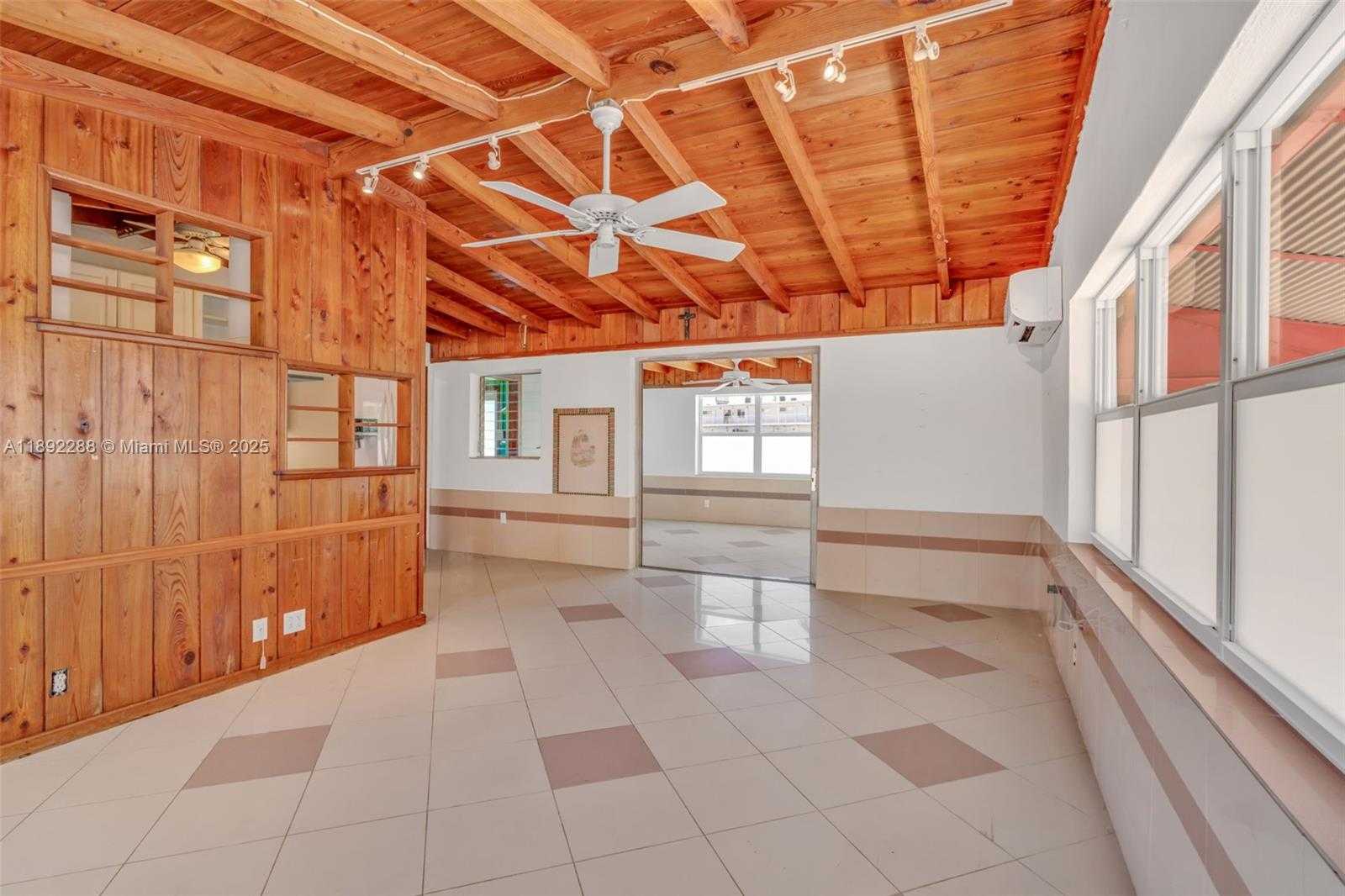 Small Image of 140 GARDENIA ST, Plantation Key Number 15