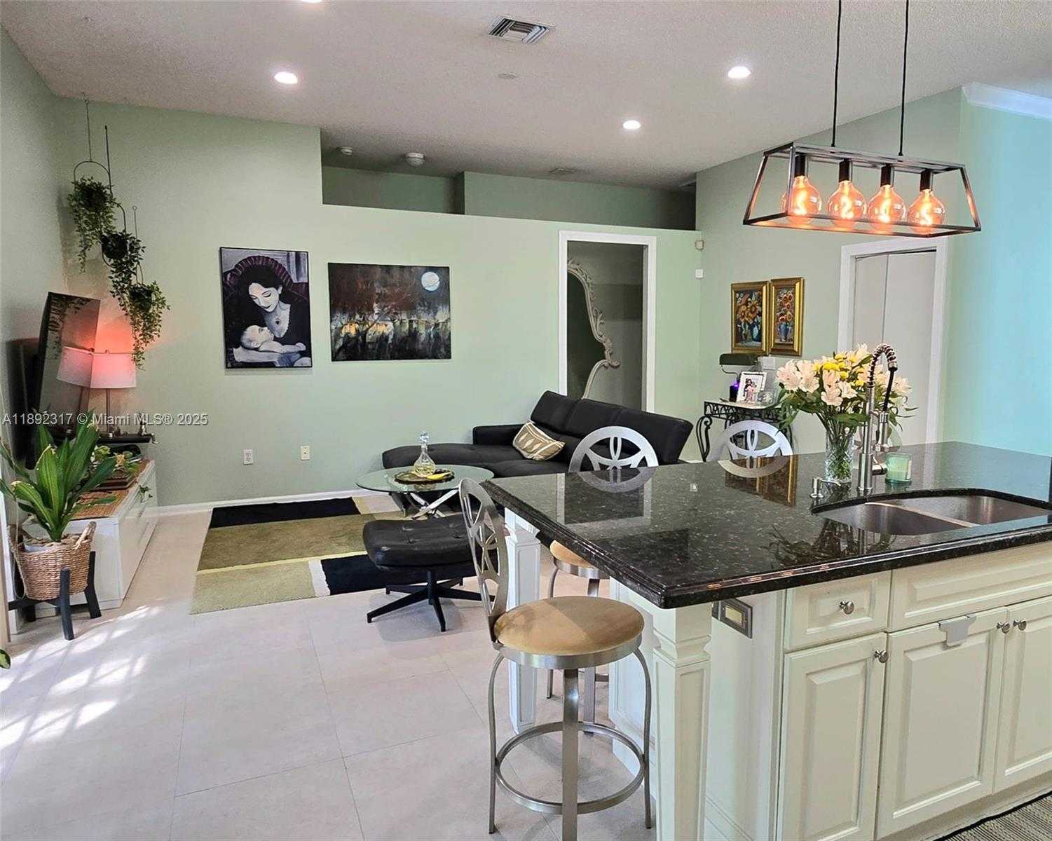 Small Image of 1406 NORTH WEST 159TH LN, Pembroke Pines Number 10