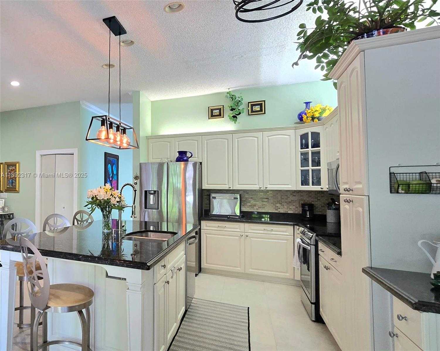 Small Image of 1406 NORTH WEST 159TH LN, Pembroke Pines Number 13