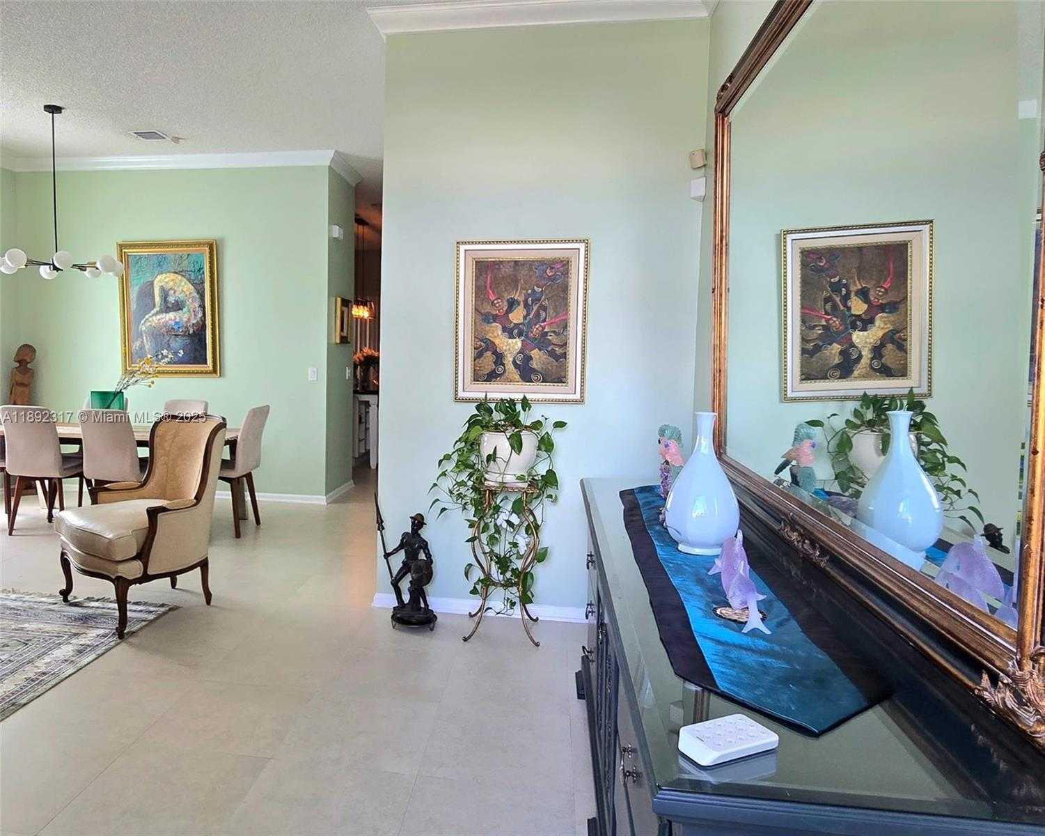 Small Image of 1406 NORTH WEST 159TH LN, Pembroke Pines Number 4