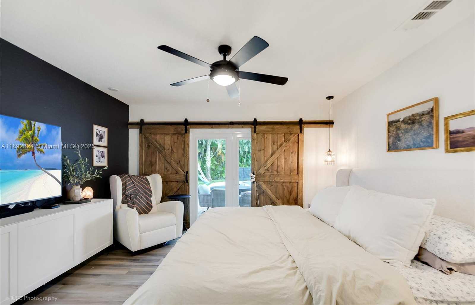 Small Image of 5340 LANCELOT LN, Davie Number 13