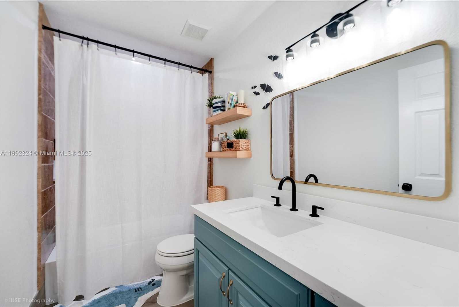 Small Image of 5340 LANCELOT LN, Davie Number 18