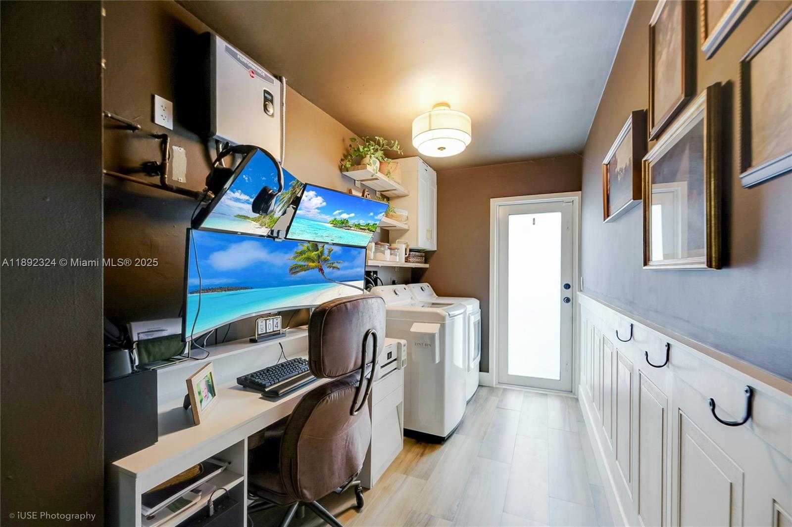 Small Image of 5340 LANCELOT LN, Davie Number 19