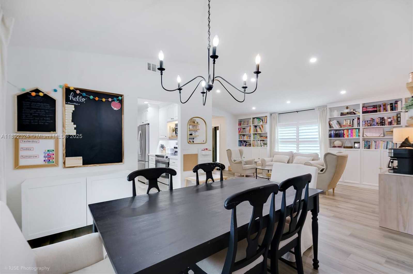 Small Image of 5340 LANCELOT LN, Davie Number 4