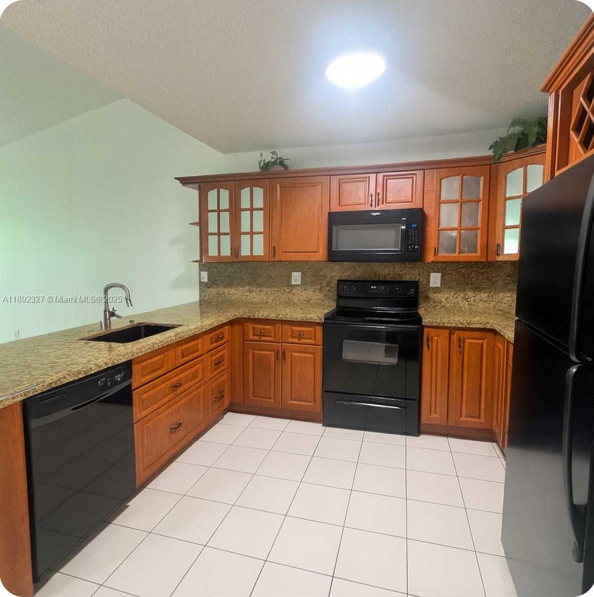 Small Image of 2849 WEST 71ST ST, Hialeah Number 11