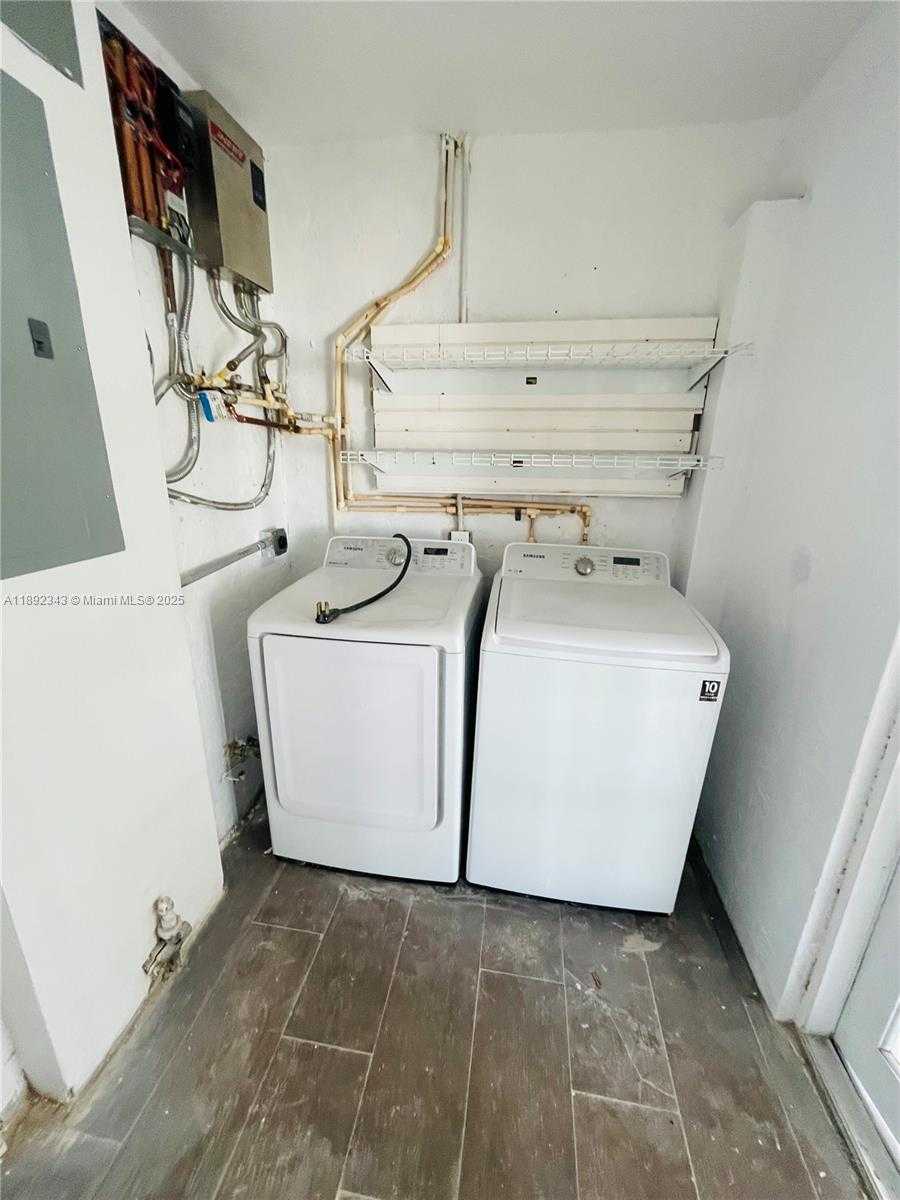 Small Image of 29939 SOUTH WEST 159TH DR, Homestead Number 23