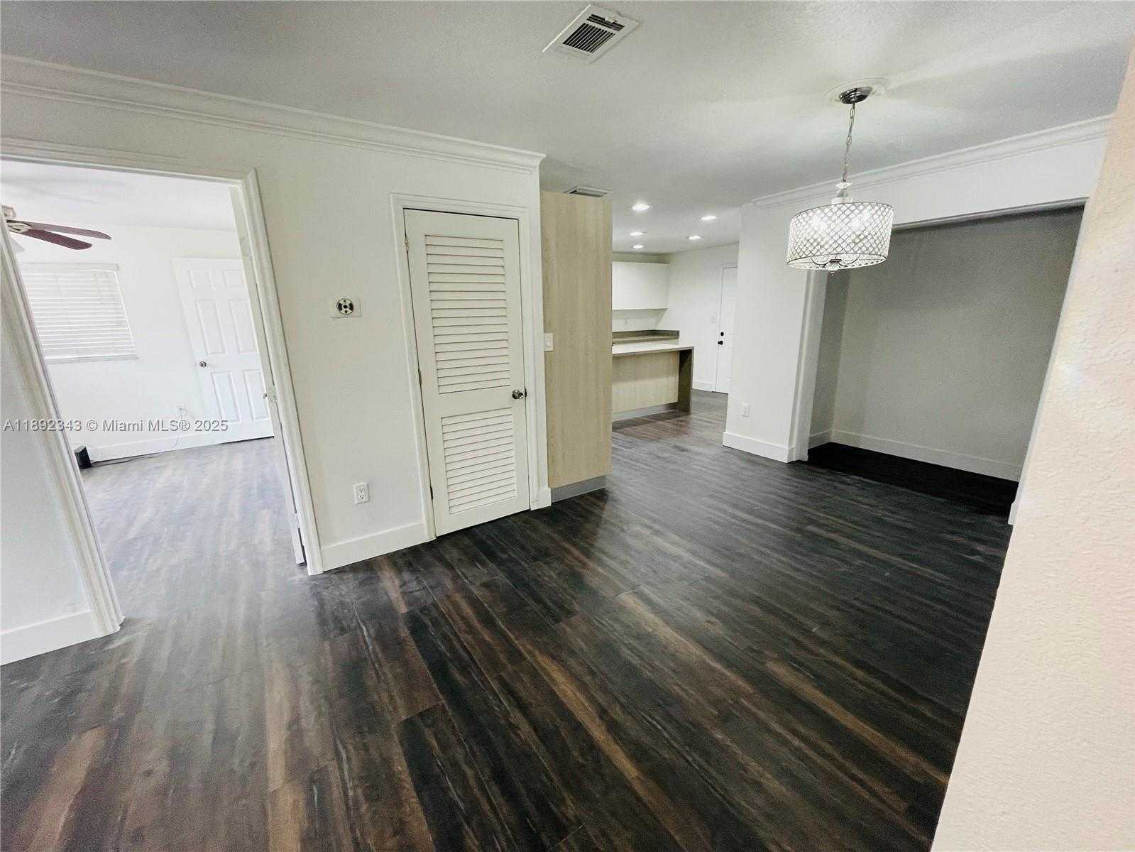 Small Image of 29939 SOUTH WEST 159TH DR, Homestead Number 5