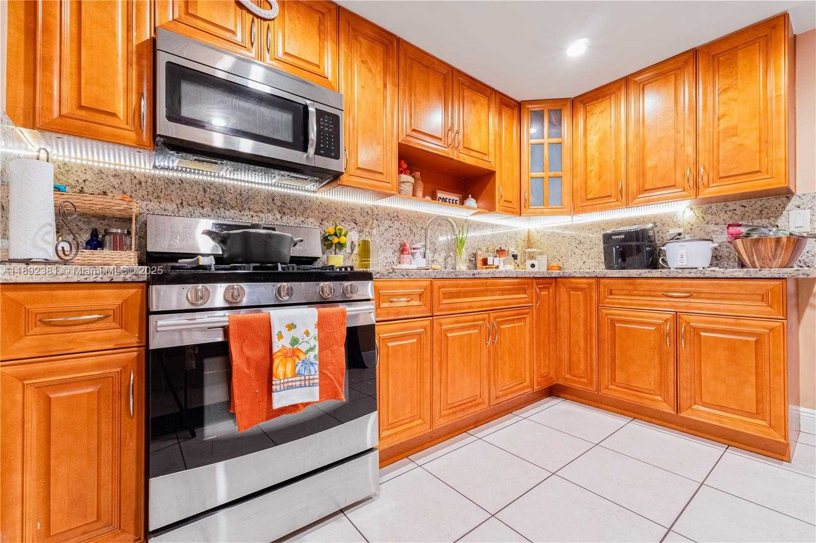 Small Image of 317 WEST 36TH ST, Hialeah Number 8