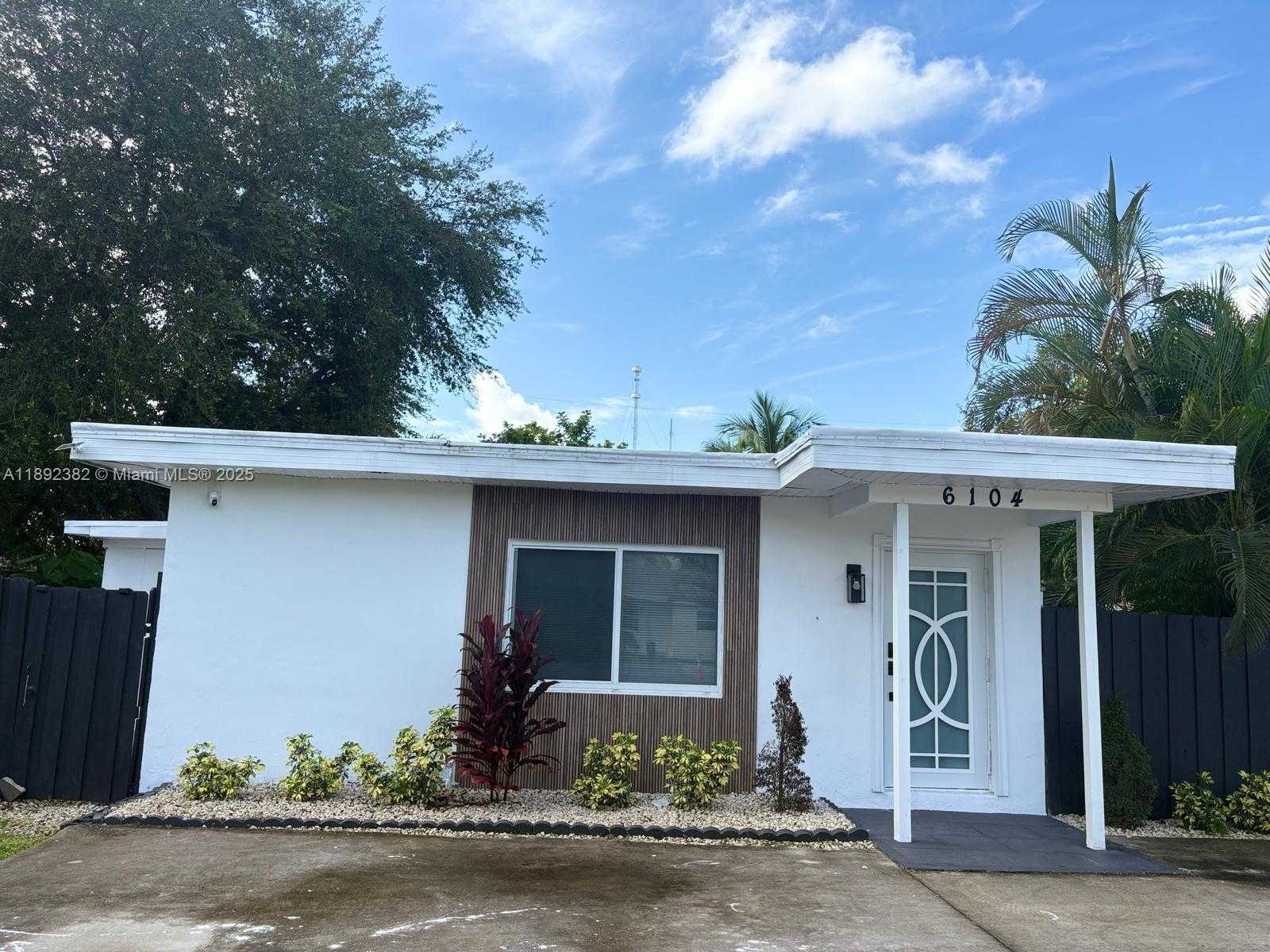 Small Image of 6104 SOUTH WEST 33RD ST, Miramar Number 20