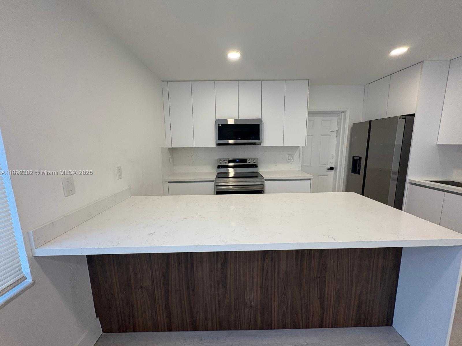 Small Image of 6104 SOUTH WEST 33RD ST, Miramar Number 21