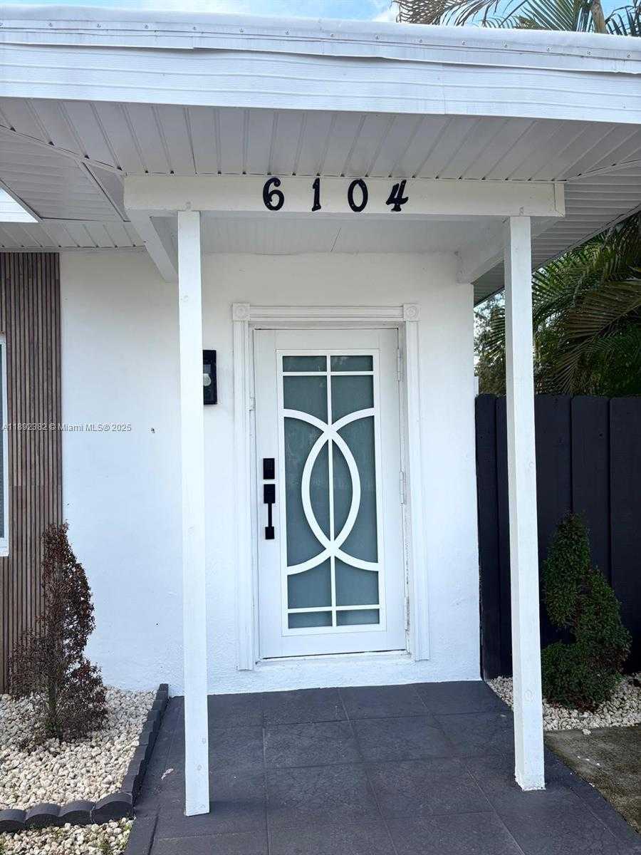 Small Image of 6104 SOUTH WEST 33RD ST, Miramar Number 26