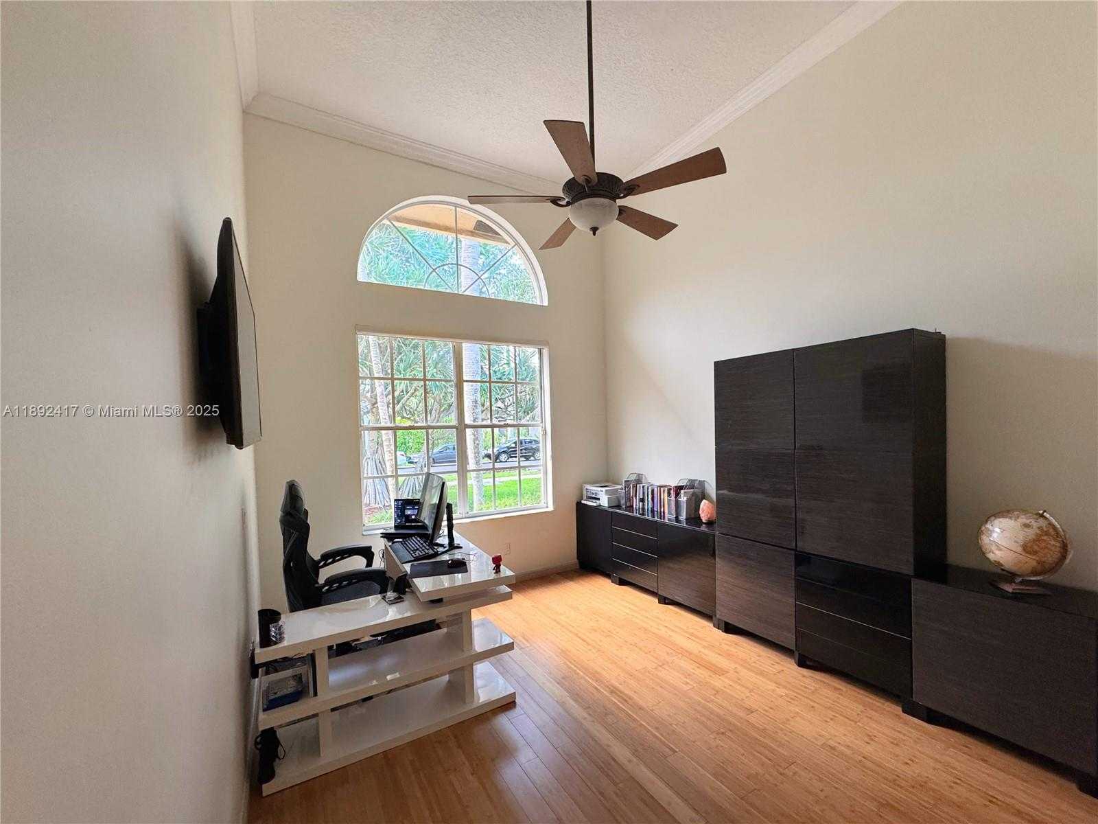 Small Image of 375 SABAL WAY, Weston Number 32