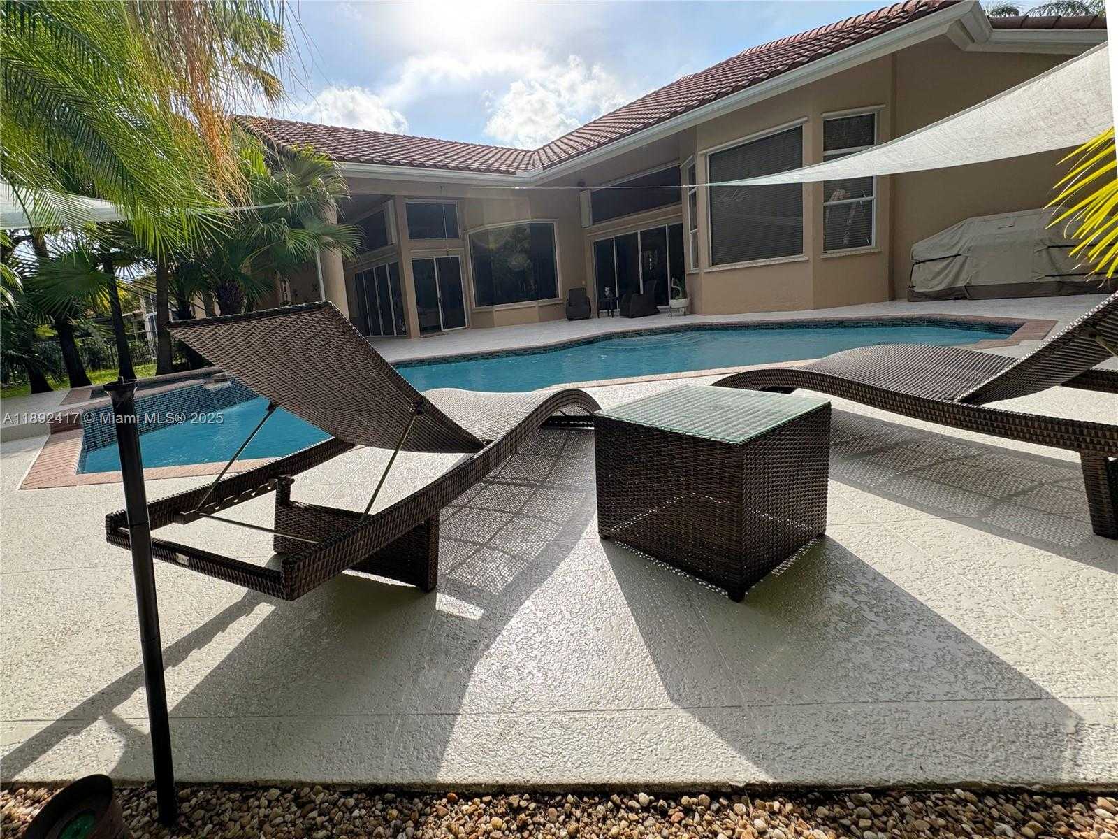 Small Image of 375 SABAL WAY, Weston Number 61